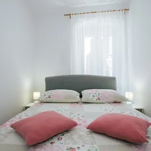  Apartment Ivana